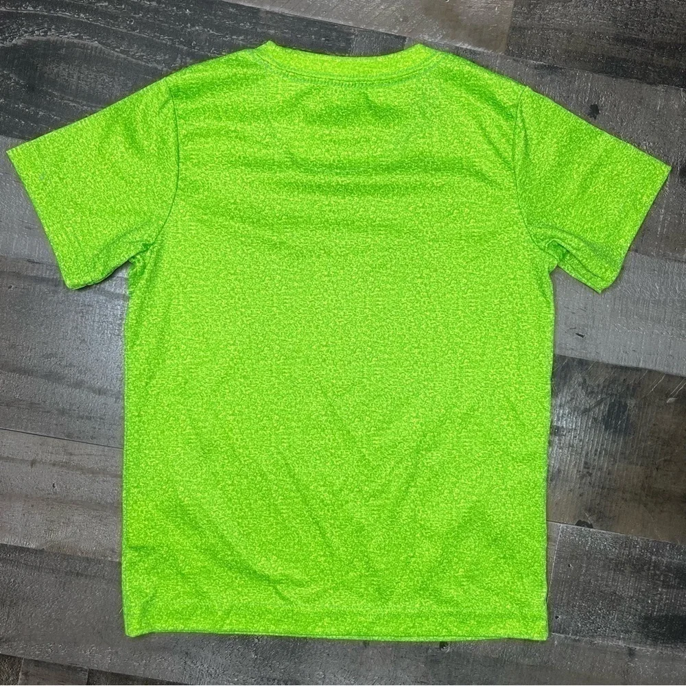 Nike Dri-Fit Crew Neck Tee Shirt Boys size 6